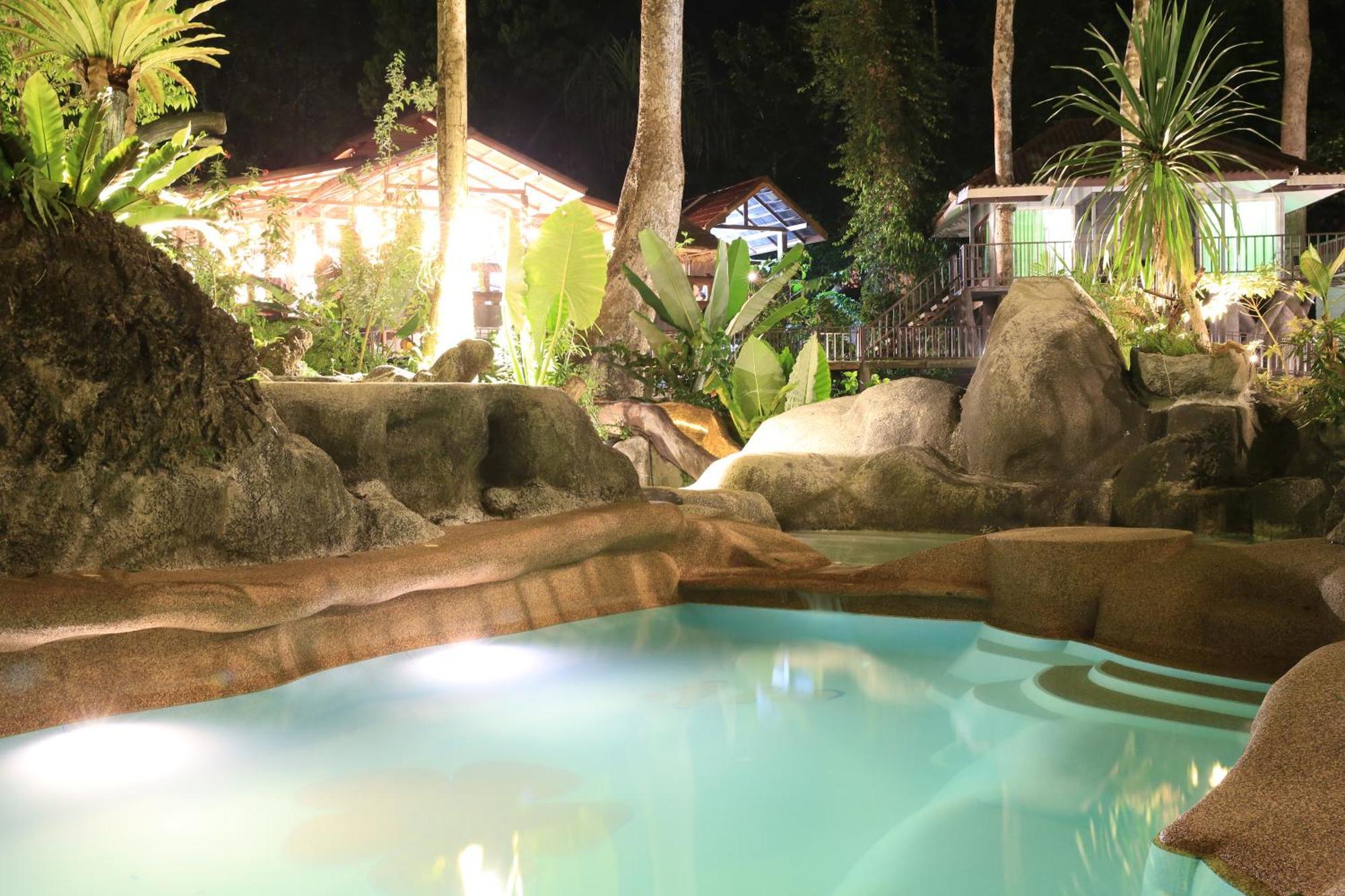 Rock And Tree House Resort Khao Sok National Park Exterior photo