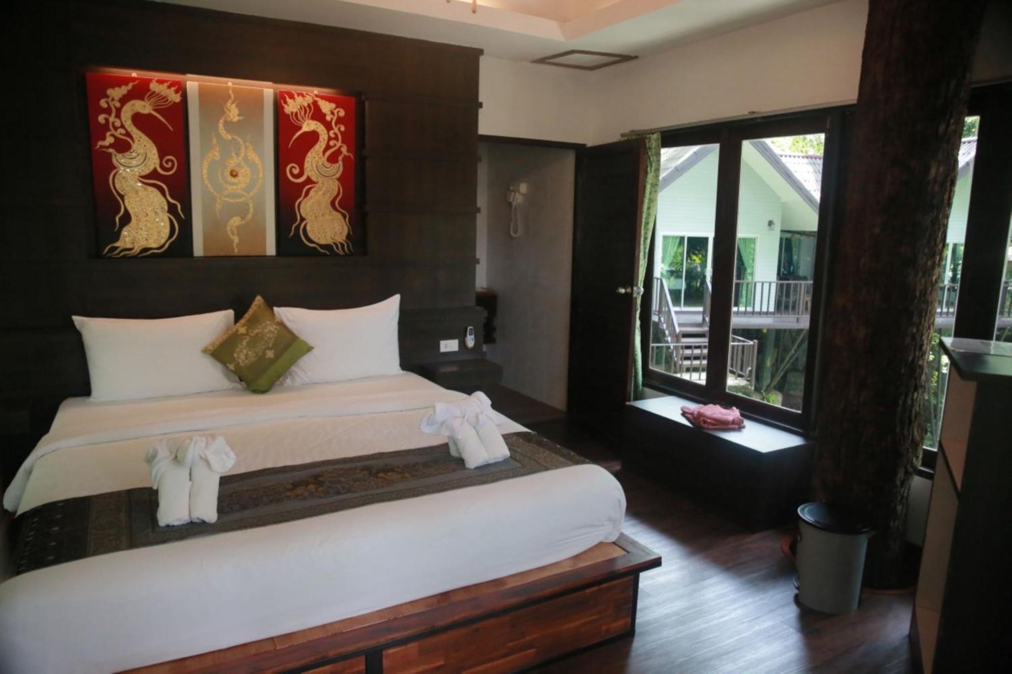 Rock And Tree House Resort Khao Sok National Park Exterior photo
